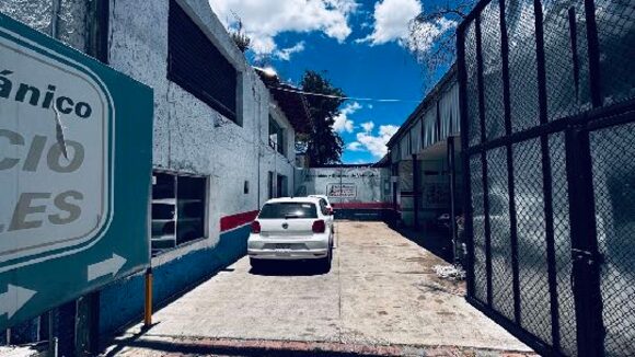 Acceso techado